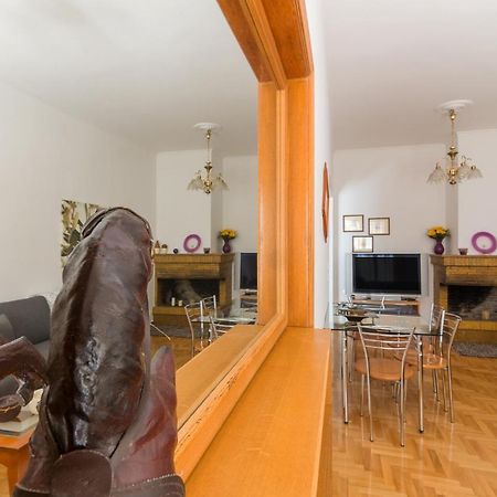 Nice 2bedroom apartment in Pagkrati Athene Buitenkant foto