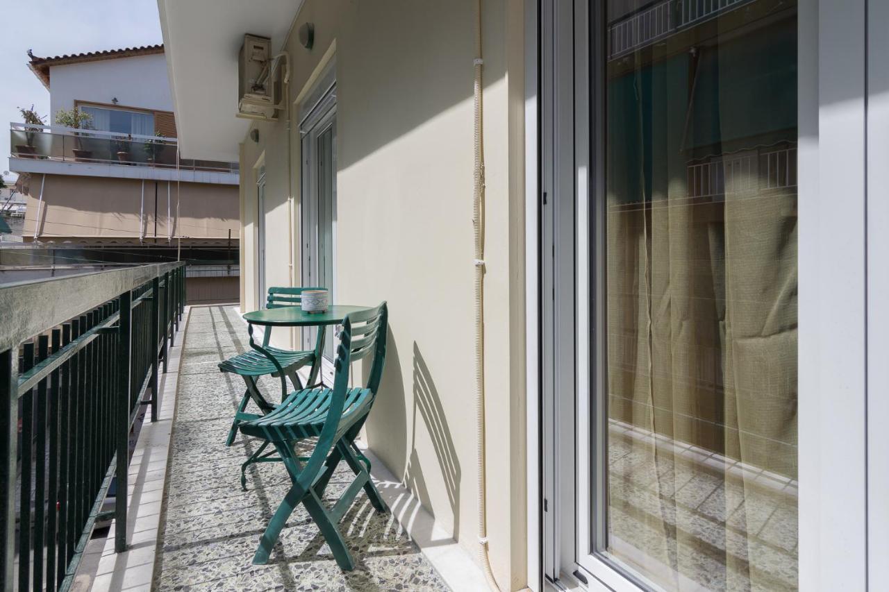 Nice 2bedroom apartment in Pagkrati Athene Buitenkant foto