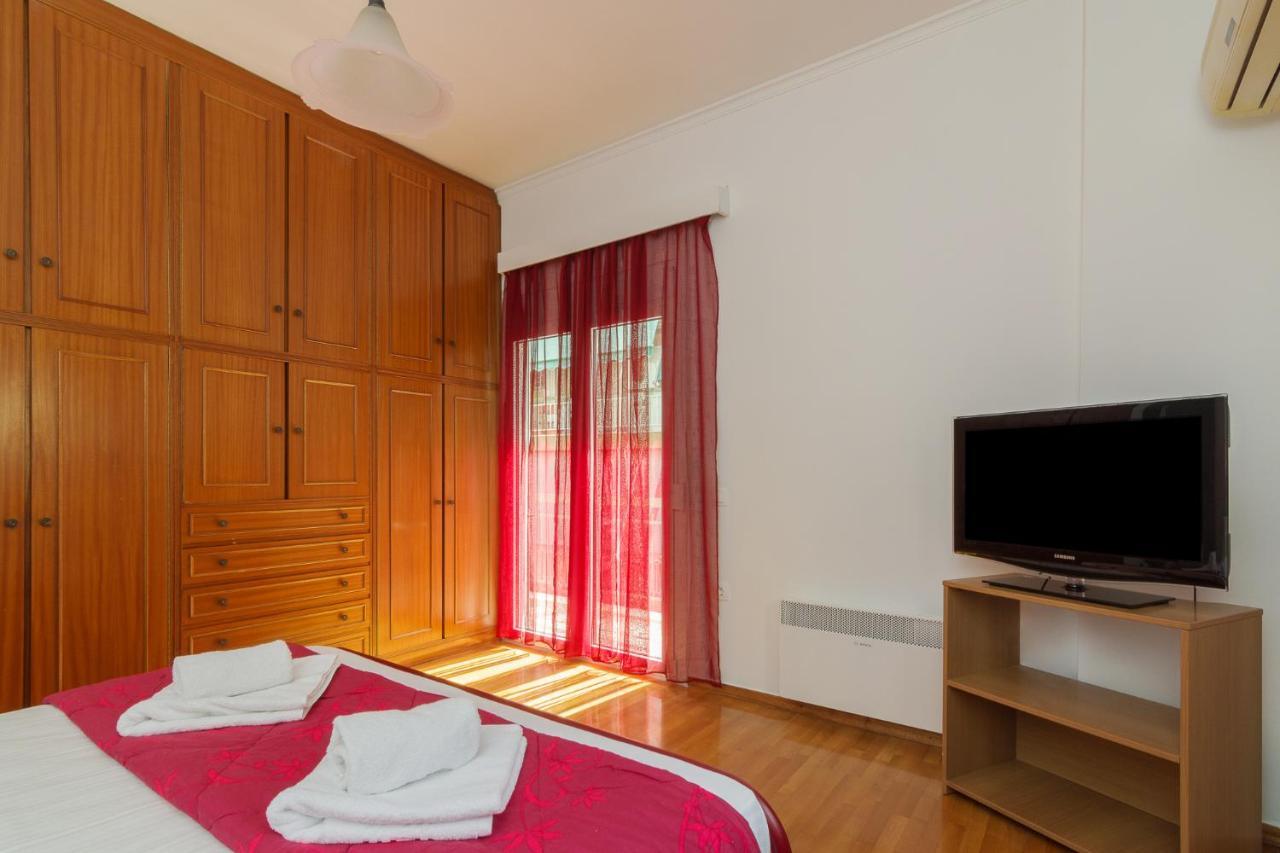 Nice 2bedroom apartment in Pagkrati Athene Buitenkant foto