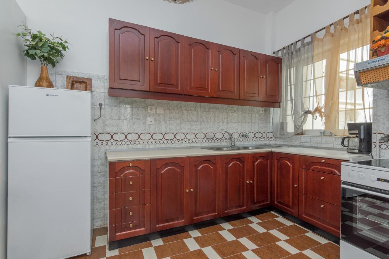 Nice 2bedroom apartment in Pagkrati Athene Buitenkant foto