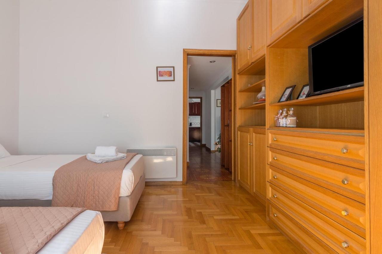Nice 2bedroom apartment in Pagkrati Athene Buitenkant foto