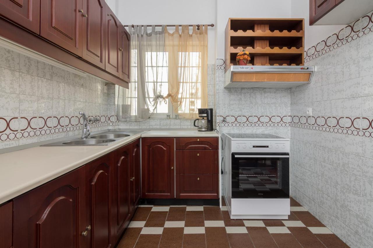Nice 2bedroom apartment in Pagkrati Athene Buitenkant foto
